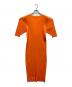 PLEATS PLEASE（プリーツプリーズ）の古着「プリーツ半袖ワンピース」｜オレンジ