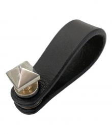 GHOST（ゴースト）の古着「ピラミッド フォブ」｜ブラック×シルバー