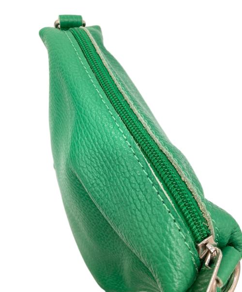 AULENTTI（オウレンティ）AULENTTI (オウレンティ) ポーチ付きショルダーバッグ グリーンの古着・服飾アイテム