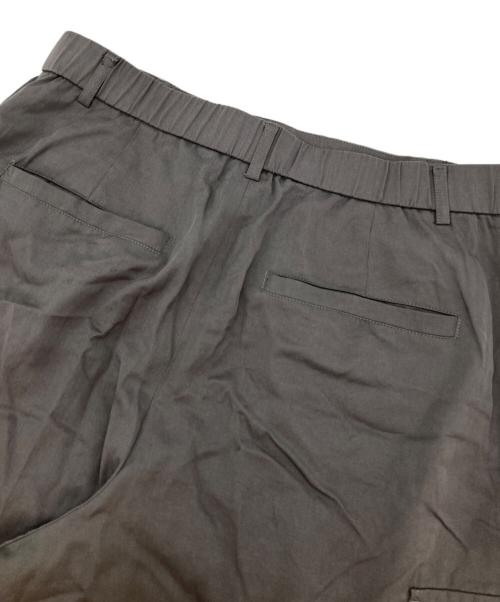 自由区（ジユウク）自由区 (ジユウク) テンセルツィルカーゴ パンツ オリーブ サイズ:40の古着・服飾アイテム
