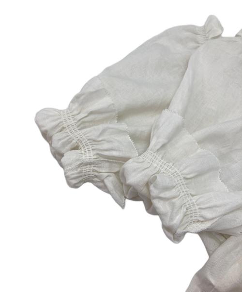 La boutique BonBon（ラブティックボンボン）La boutique BonBon (ラブティックボンボン) シャーリングギャザーブラウス ホワイト サイズ:FREEの古着・服飾アイテム