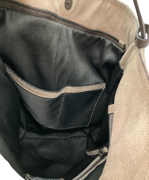 GIANNI CHIARINI（ジャンニ キアリーニ）GIANNI CHIARINI (ジャンニ キアリーニ) レザートートバッグ ブラウンの古着・服飾アイテム