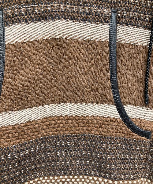 DES PRES（デ プレ）DES PRES (デ プレ) リサイクルコットンジャカード フーデッドポンチョ ブラウン サイズ:36の古着・服飾アイテム