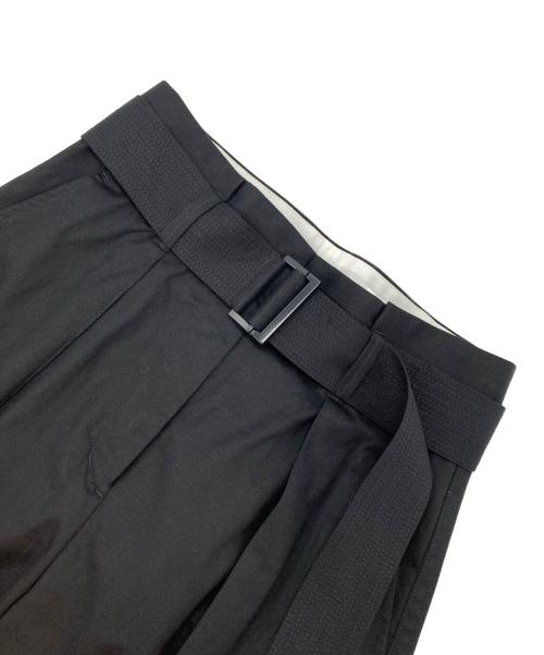 TOMORROW LAND（トゥモローランド）TOMORROW LAND (トゥモローランド) サップルツイル ベルテッドワイドパンツ ホワイト サイズ:36の古着・服飾アイテム