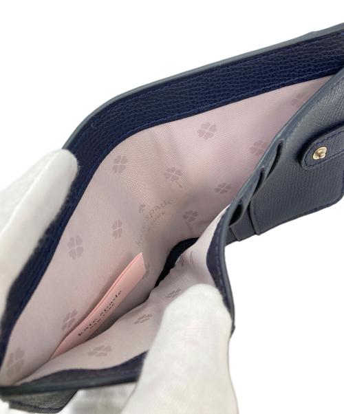 Kate Spade（ケイトスペード）Kate Spade (ケイトスペード) 2つ折り財布 ネイビーの古着・服飾アイテム