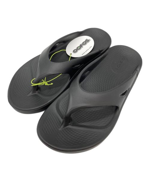 OOFOS（ウーフォス）OOFOS (ウーフォス) トングサンダル ブラック サイズ:38 未使用品の古着・服飾アイテム