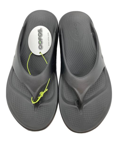 OOFOS（ウーフォス）OOFOS (ウーフォス) トングサンダル ブラック サイズ:38 未使用品の古着・服飾アイテム