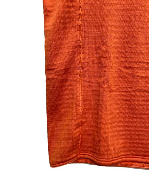 Patagonia（パタゴニア）Patagonia (パタゴニア) R1 ハーフジップ プルオーバー オレンジ サイズ:Sの古着・服飾アイテム