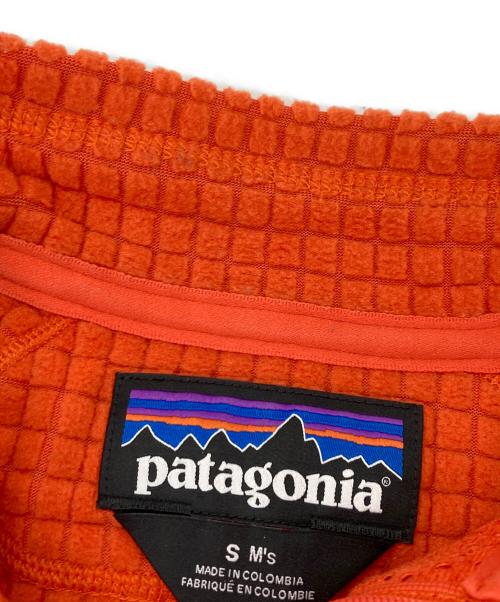 Patagonia（パタゴニア）Patagonia (パタゴニア) R1 ハーフジップ プルオーバー オレンジ サイズ:Sの古着・服飾アイテム