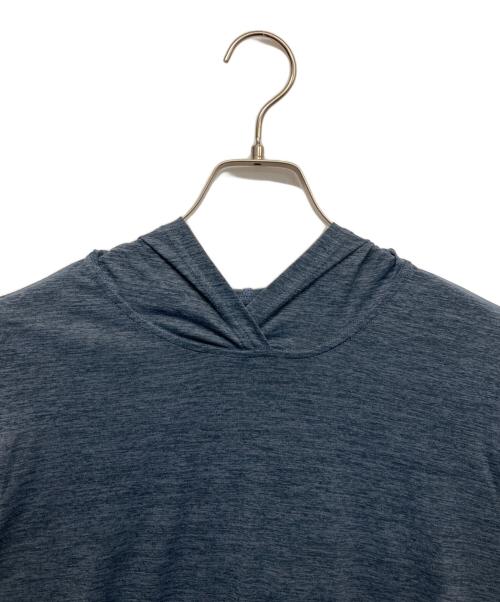 Patagonia（パタゴニア）Patagonia (パタゴニア) キャプリーンクールデイリーフーディ ネイビー サイズ:Mの古着・服飾アイテム
