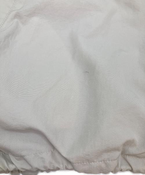 UNITED ARROWS（ユナイテッドアローズ）UNITED ARROWS (ユナイテッドアローズ) ギャザー フード ブルゾン -撥水- アイボリー サイズ:36の古着・服飾アイテム