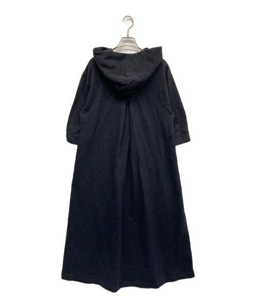 To b. by agnes b.（トゥービー バイ アニエスベー）To b. by agnes b. (トゥービー バイ アニエスベー) フーデットワンピース ブラック サイズ:TUの古着・服飾アイテム