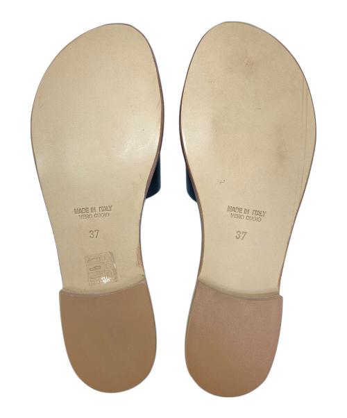 FABIO RUSCONI（ファビオルスコーニ）FABIO RUSCONI (ファビオルスコーニ) レザーフラットサンダル ブラック サイズ:37の古着・服飾アイテム