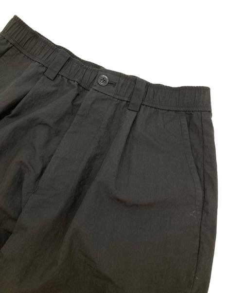Thingless（シングレス）thingless (シングレス) 1PLEAT OVAL PANTS ブラック サイズ:Mの古着・服飾アイテム