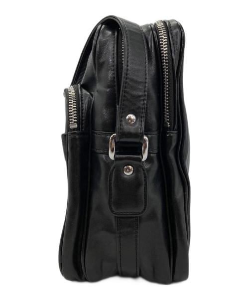 COMME des GARCONS（コムデギャルソン）COMME des GARCONS (コムデギャルソン) フェイクレザー ショルダーバッグ ブラックの古着・服飾アイテム