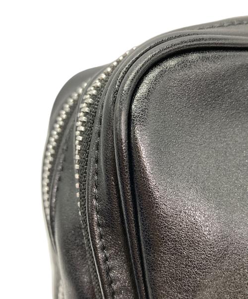 COMME des GARCONS（コムデギャルソン）COMME des GARCONS (コムデギャルソン) フェイクレザー ショルダーバッグ ブラックの古着・服飾アイテム