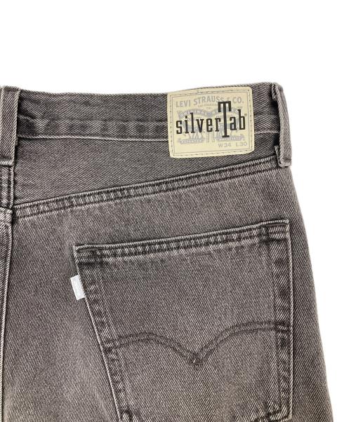 LEVI'S（リーバイス）LEVI'S (リーバイス) LOOSE FIT デニムパンツ グレー サイズ:W34の古着・服飾アイテム