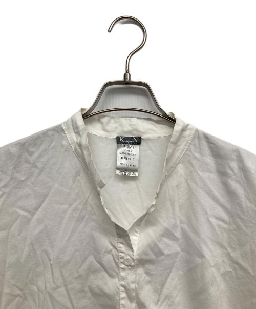 KRISTENSEN DU NORD（クリステンセン ドゥ ノルド）KristenseN DU NORD (クリステンセン ドゥ ノルド) バンドカラーシャツ ホワイト サイズ:1の古着・服飾アイテム