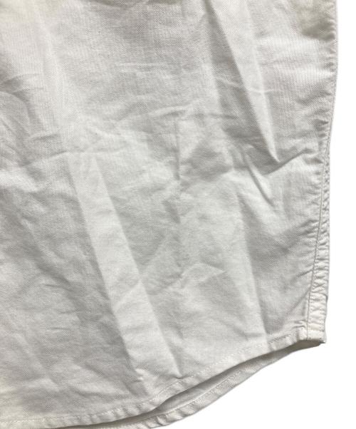 A BATHING APE（アベイシングエイプ）A BATHING APE (ア ベイシング エイプ) 半袖ボタンダウンシャツ ホワイト サイズ:Sの古着・服飾アイテム