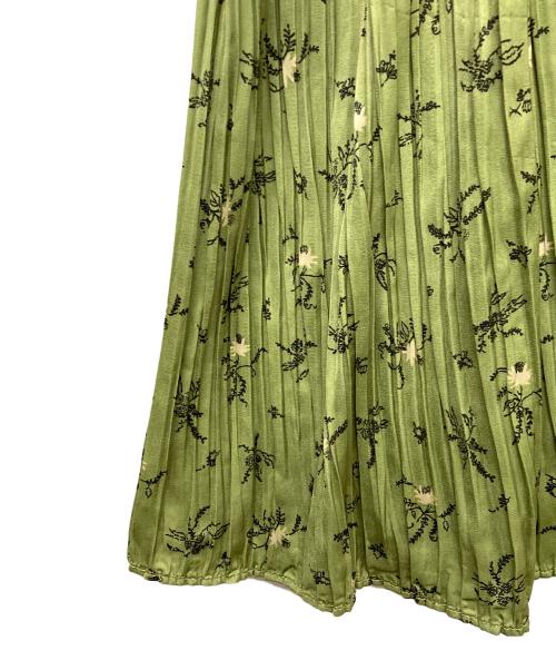 Adam et Rope（アダム エ ロペ）Adam et Rope (アダム エ ロペ) フラワープリント長袖プリーツブラウス グリーン サイズ:Fの古着・服飾アイテム