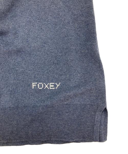 FOXEY（フォクシー）FOXEY (フォクシー) ロゴ刺繍半袖ニット ブルー サイズ:42の古着・服飾アイテム