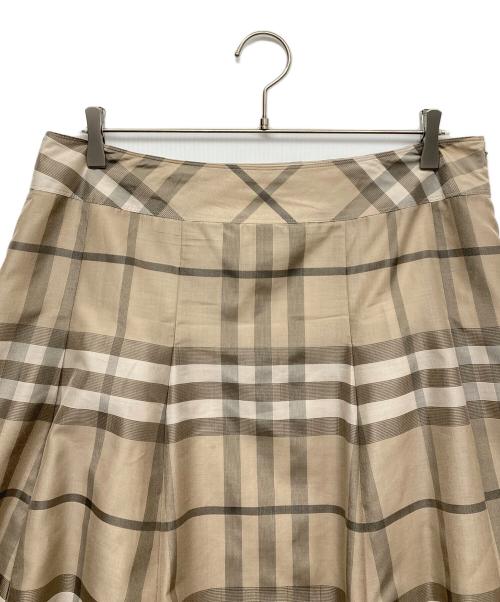 BURBERRY LONDON（バーバリーロンドン）BURBERRY LONDON (バーバリーロンドン) フレアスカート ベージュ サイズ:48の古着・服飾アイテム