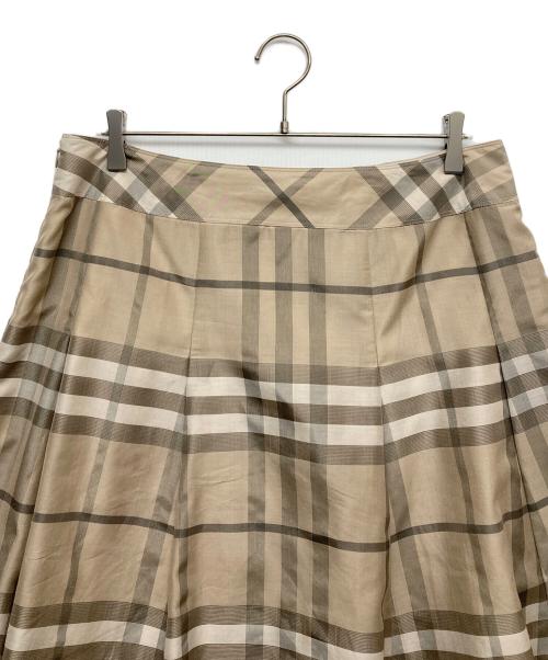BURBERRY LONDON（バーバリーロンドン）BURBERRY LONDON (バーバリーロンドン) フレアスカート ベージュ サイズ:48の古着・服飾アイテム