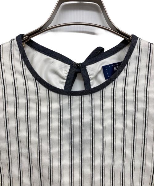 M'S GRACY（エムズグレイシー）M'S GRACY (エムズグレイシー) ノースリーブワンピース ホワイト サイズ:36の古着・服飾アイテム