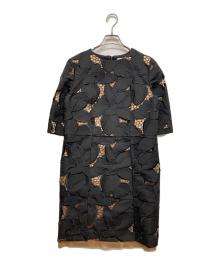 ADORE（アドーア）の古着「刺繍 花柄 ワンピース」｜ブラック