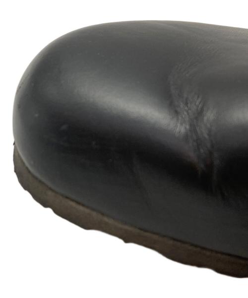 BIRKENSTOCK（ビルケンシュトック）BIRKENSTOCK (ビルケンシュトック) スタッズサンダル ブラック サイズ:250の古着・服飾アイテム