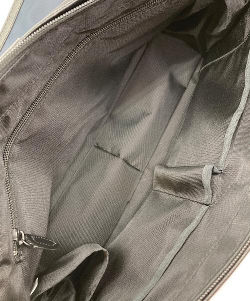 TAKEO KIKUCHI（タケオキクチ）TAKEO KIKUCHI (タケオキクチ) ナイロンメッセンジャーバッグ ネイビーの古着・服飾アイテム