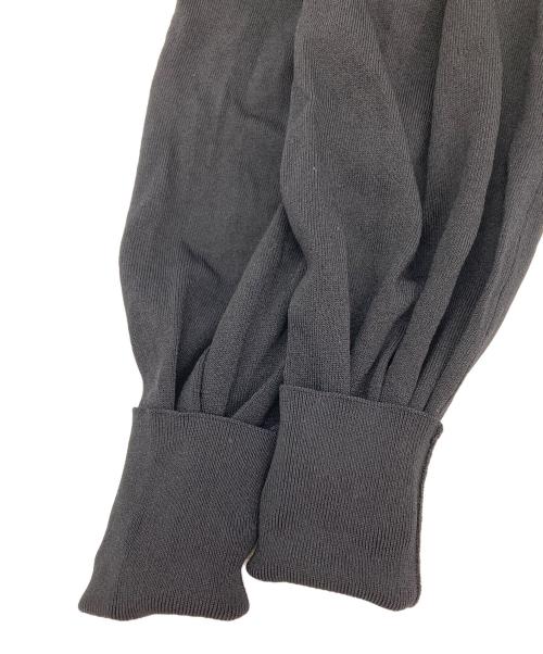 M-PREMIER（エムプルミエ）M-premier (エムプルミエ) ットボタンギャザースリーブカーディガン ブラック サイズ:36の古着・服飾アイテム