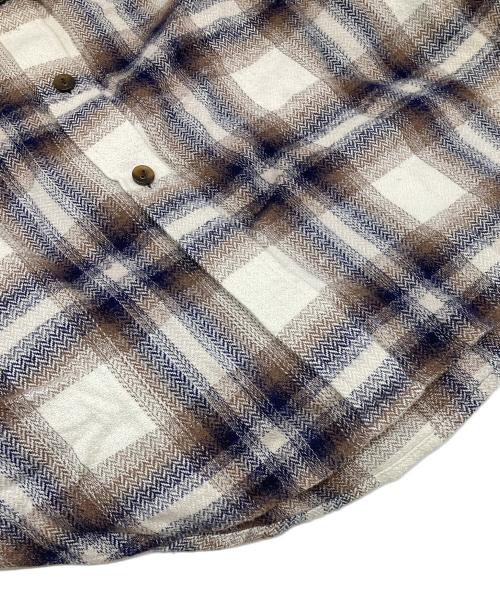 6(ROKU) BEAUTY&YOUTH（ロク ビューティーアンドユース）6(ROKU) BEAUTY&YOUTH (ロク ビューティーアンドユース) CHECK BAND COLLAR SHIRT ブラウン サイズ:Fの古着・服飾アイテム