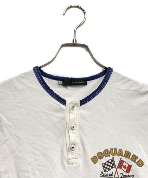 DSQUARED2（ディースクエアード）DSQUARED2 (ディースクエアード) ヘンリーネックカットソー ホワイト サイズ:Sの古着・服飾アイテム