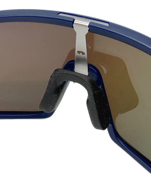 OAKLEY（オークリー）OAKLEY (オークリー) サングラス ネイビーの古着・服飾アイテム
