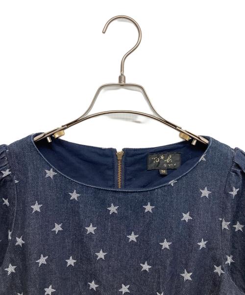 To b. by agnes b.（トゥービー バイ アニエスベー）To b. by agnes b. (トゥービー バイ アニエスベー) 星柄デニムワンピース ネイビー サイズ:36の古着・服飾アイテム