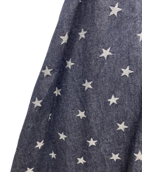 To b. by agnes b.（トゥービー バイ アニエスベー）To b. by agnes b. (トゥービー バイ アニエスベー) 星柄デニムワンピース ネイビー サイズ:36の古着・服飾アイテム