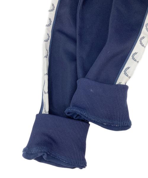 FRED PERRY（フレッドペリー）FRED PERRY (フレッドペリー) トラックジャケット ネイビー サイズ:Lの古着・服飾アイテム