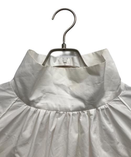 MIESROHE（ミースロエ）MIESROHE (ミースロエ) ハイネックギャザーブラウス ホワイト サイズ:Fの古着・服飾アイテム