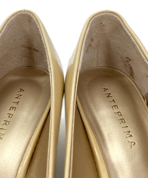 ANTEPRIMA（アンテプリマ）ANTEPRIMA (アンテプリマ) パテントレザーパンプス ベージュ サイズ:24の古着・服飾アイテム