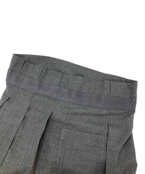 me ISSEY MIYAKE（ミーイッセイ ミヤケ）me ISSEY MIYAKE (ミーイッセイ ミヤケ) ラップスカート グレー サイズ:無しの古着・服飾アイテム