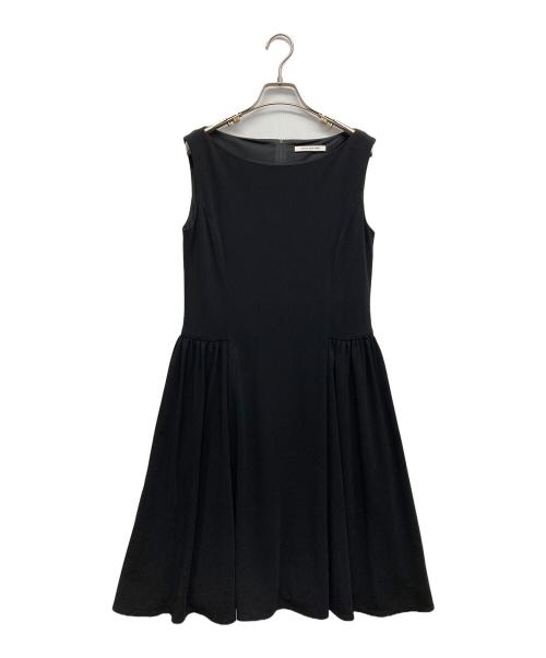 FOXEY NEWYORK（フォクシーニューヨーク）FOXEY NEWYORK (フォクシーニューヨーク) ノースリーブワンピース ブラック サイズ:42の古着・服飾アイテム