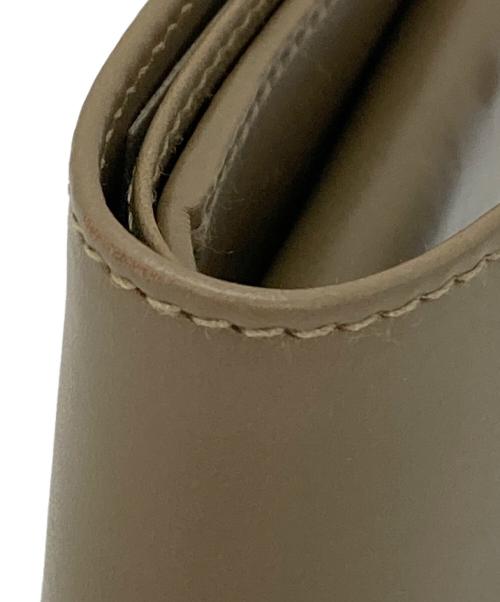 GUCCI（グッチ）GUCCI (グッチ) 2つ折り財布 ベージュの古着・服飾アイテム