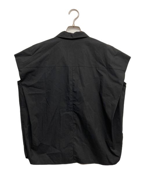 MOGA（モガ）MOGA (モガ) SHOGO SEKINE (ショウゴ セキネ) コラボ 刺繍ノースリーブシャツ ブラック サイズ:2の古着・服飾アイテム