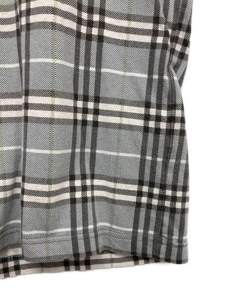BURBERRY BLUE LABEL（バーバリー ブルー レーベル）BURBERRY BLUE LABEL (バーバリー ブルー レーベル) チェックカットソー グレー サイズ:Mの古着・服飾アイテム