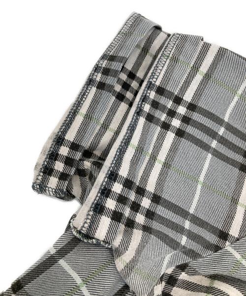BURBERRY BLUE LABEL（バーバリー ブルー レーベル）BURBERRY BLUE LABEL (バーバリー ブルー レーベル) チェックカットソー グレー サイズ:Mの古着・服飾アイテム