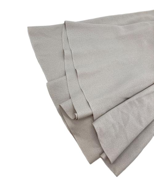 TO BE CHIC（トゥービーシック）TO BE CHIC (トゥービーシック) ニットスカート ベージュ サイズ:40 未使用品の古着・服飾アイテム