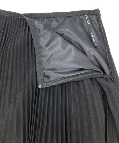 TO BE CHIC（トゥービーシック）TO BE CHIC (トゥービーシック) プリーツスカート ブラック サイズ:42の古着・服飾アイテム