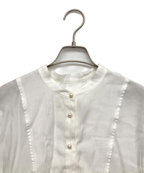 luay（ルアイ）luay (ルアイ) パール釦フレンチブラウス ホワイト サイズ:Fの古着・服飾アイテム
