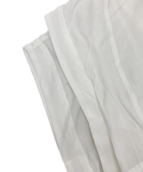 luay（ルアイ）luay (ルアイ) パール釦フレンチブラウス ホワイト サイズ:Fの古着・服飾アイテム